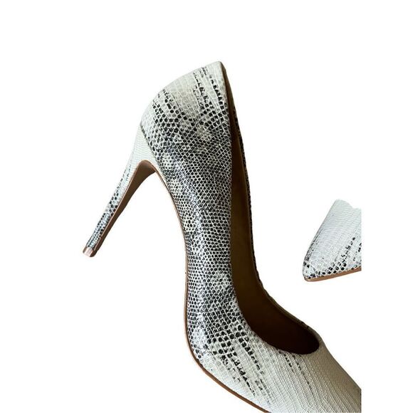 Carrano Snake Skin Stilettos Pumps Heels size 10 Gray Cream White - Picture 11 of 12